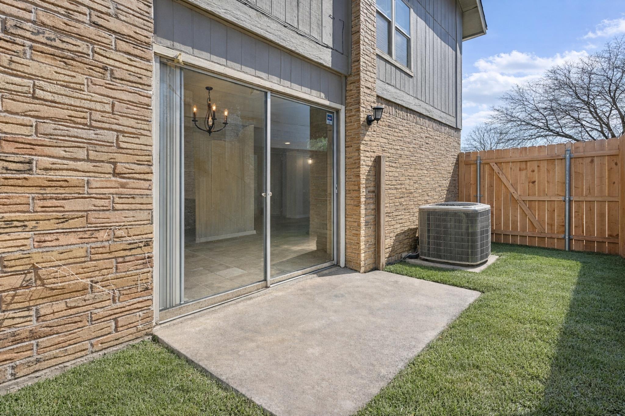 1210 Southport Dr, Austin, TX 78704