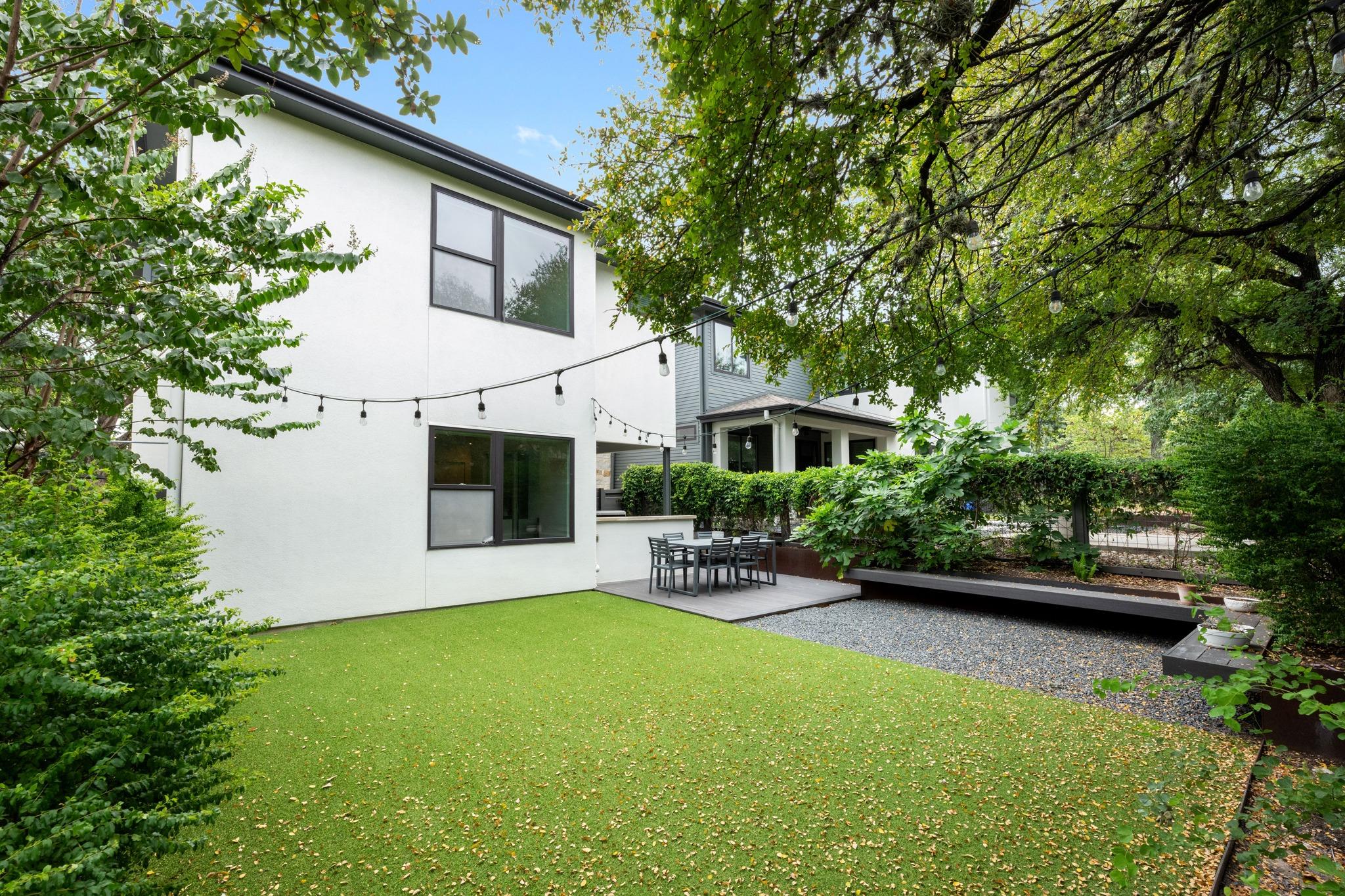 1303 Azie Morton Rd # 3, Austin, TX 78704