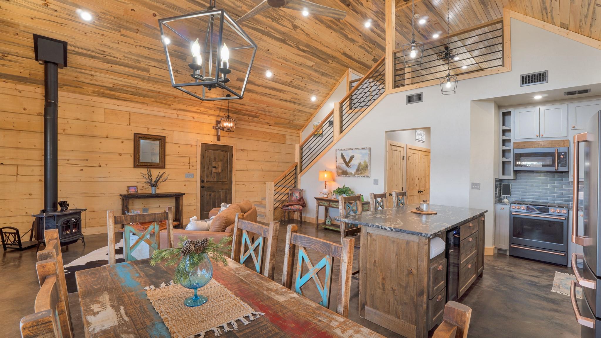 537 County Road 1596, Avinger, TX 75630