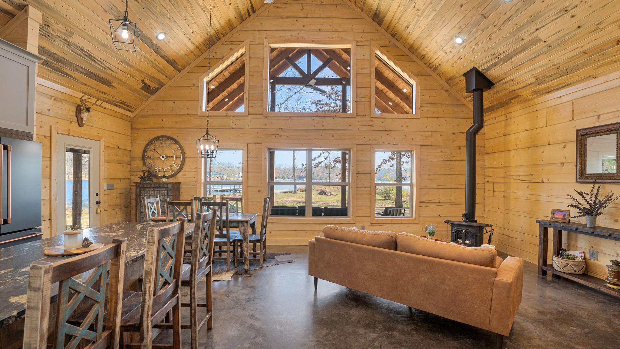 537 County Road 1596, Avinger, TX 75630