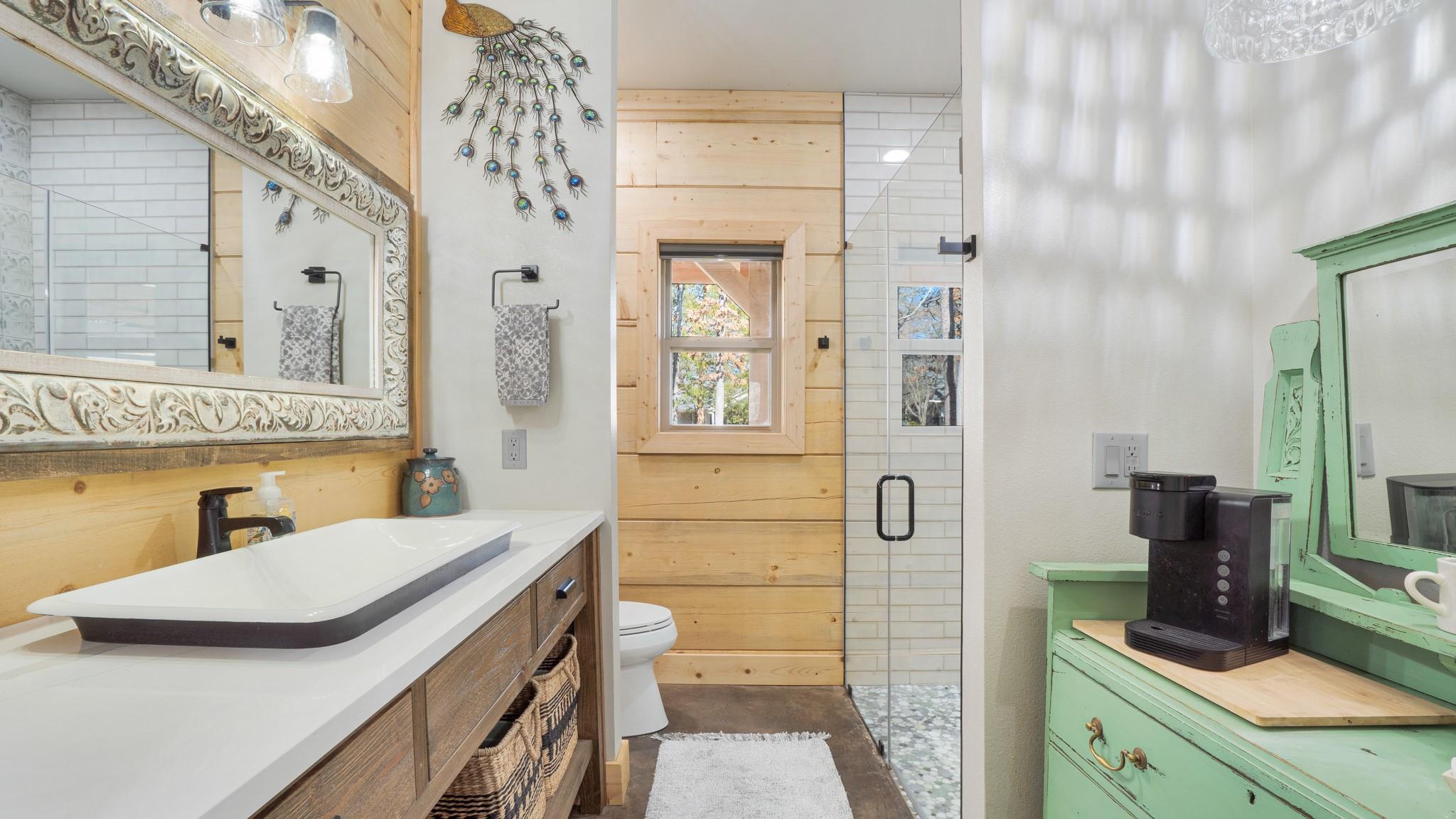 537 County Road 1596, Avinger, TX 75630