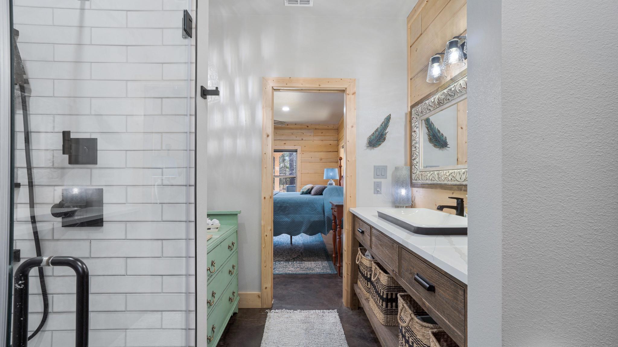 537 County Road 1596, Avinger, TX 75630