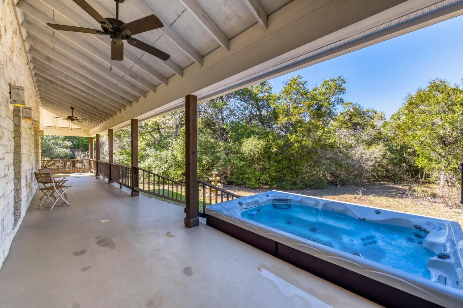 8705 Bear Creek Dr, Austin, TX 78737