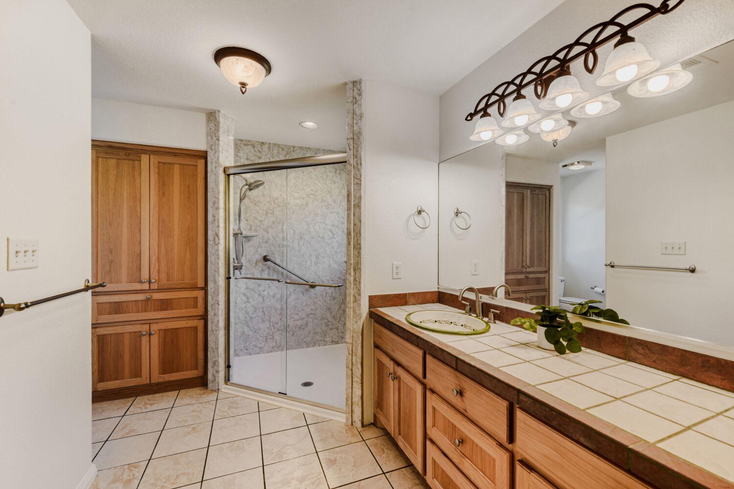 8705 Bear Creek Dr, Austin, TX 78737