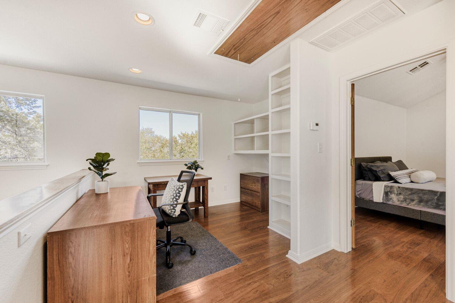 8705 Bear Creek Dr, Austin, TX 78737