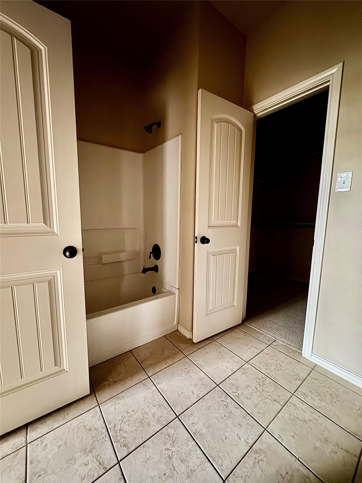 3000 Whisper Oaks Ln # A, Georgetown, TX 78628