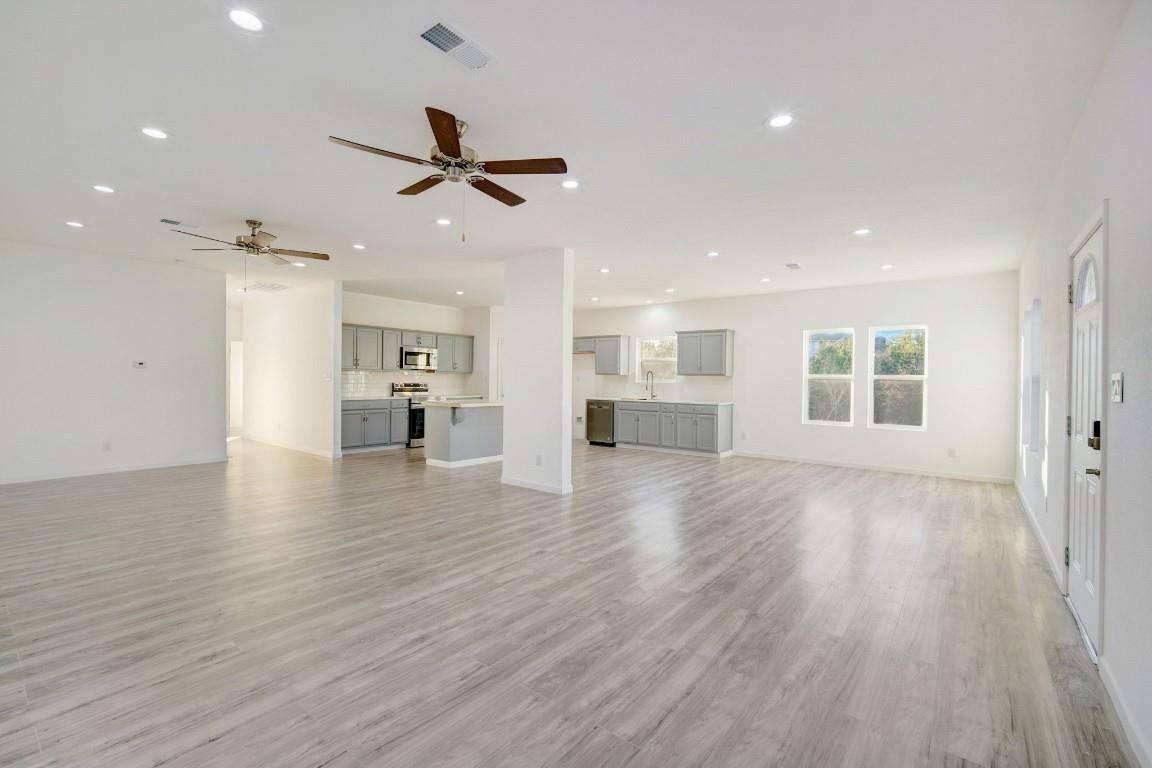 117 Ori Ct, Bastrop, TX 78602