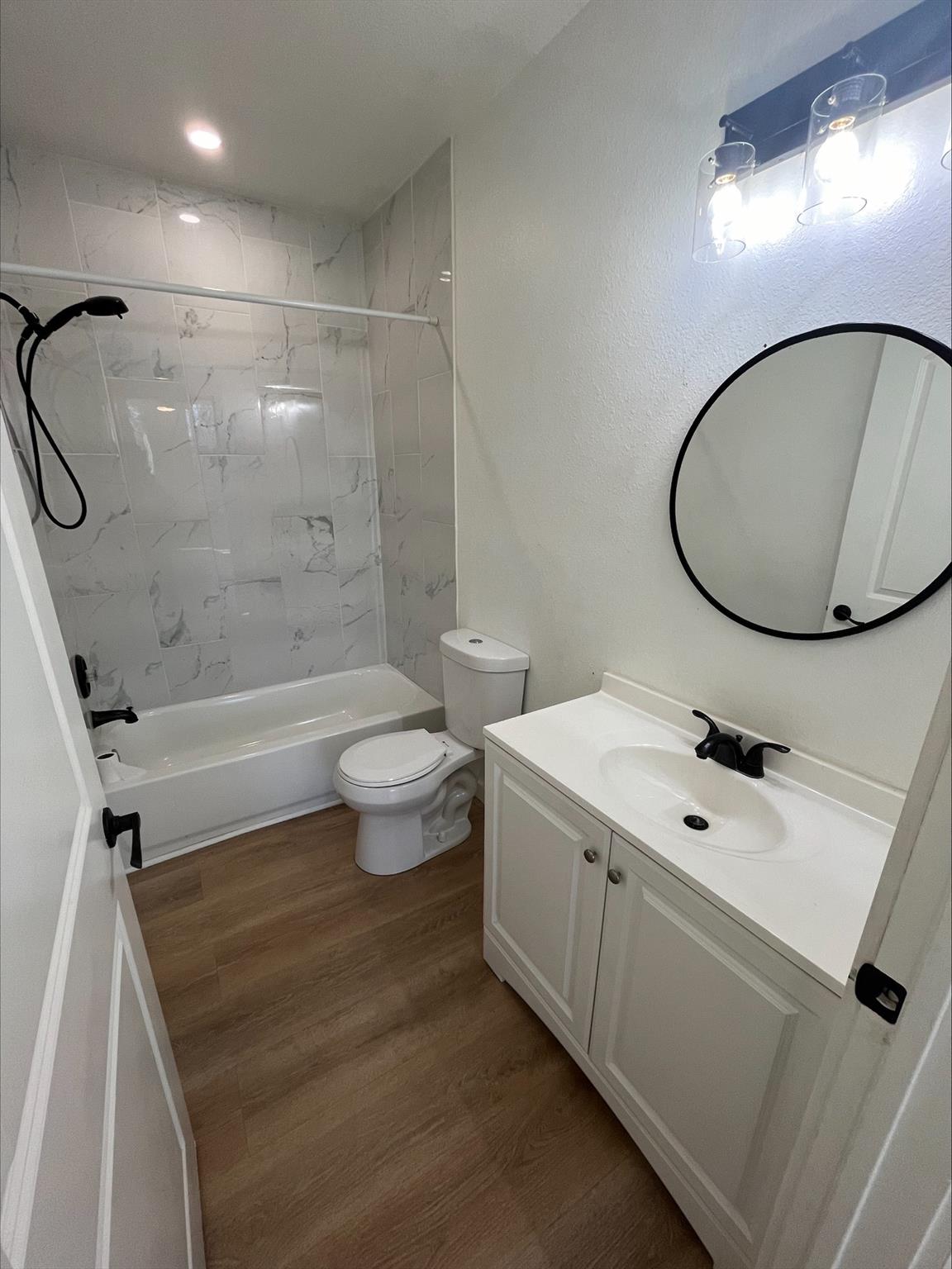 115 W Ila St, Elgin, TX 78621