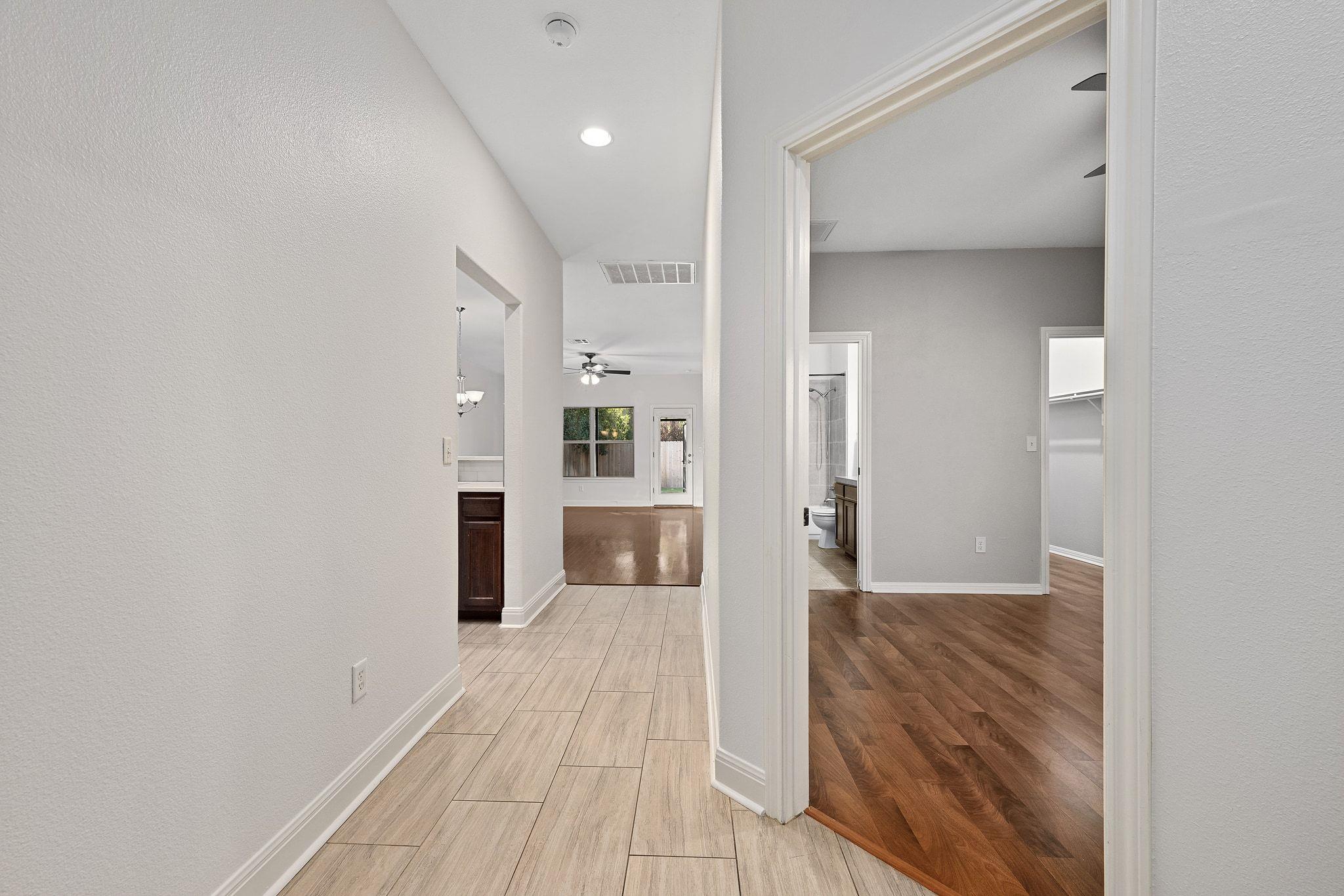 1405 Bergin Ct # B, Georgetown, TX 78626