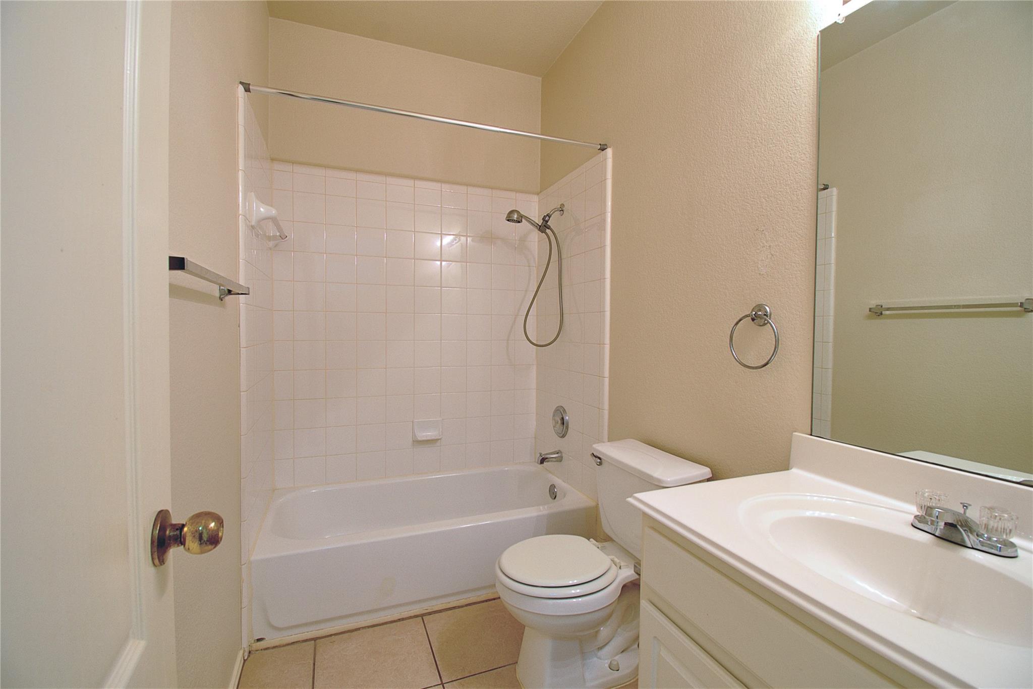 123 Aguilar Dr, Hutto, TX 78634