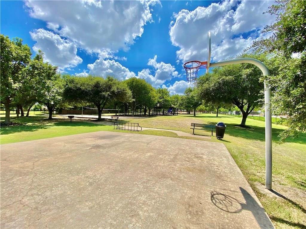 1005 Winnsboro Loop, Round Rock, TX 78664