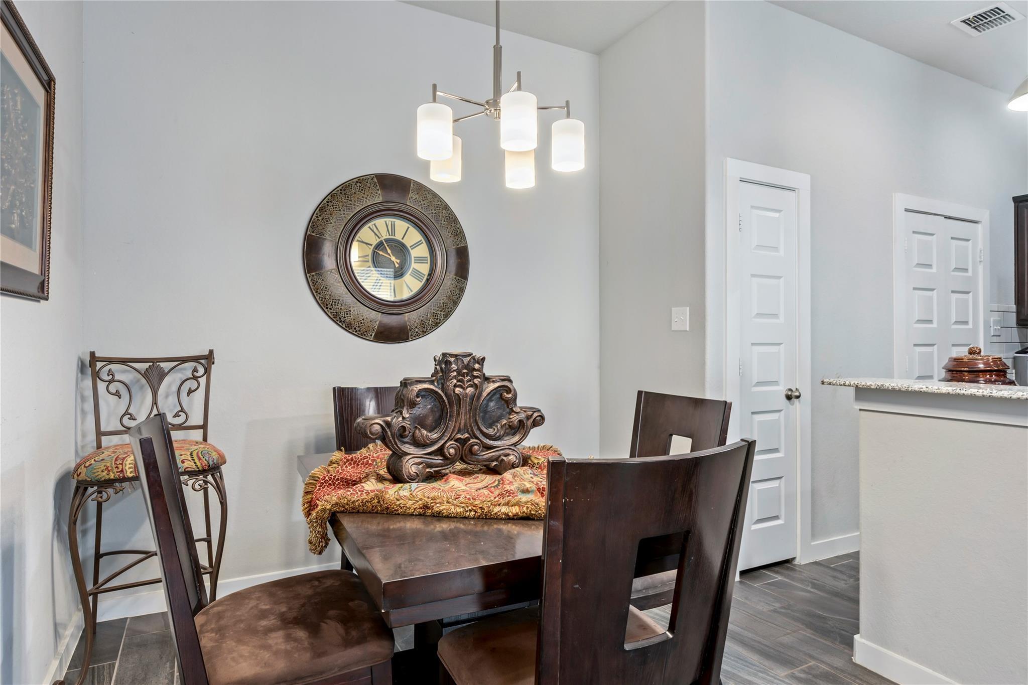 334 Creekside Curve Curv, New Braunfels, TX 78130