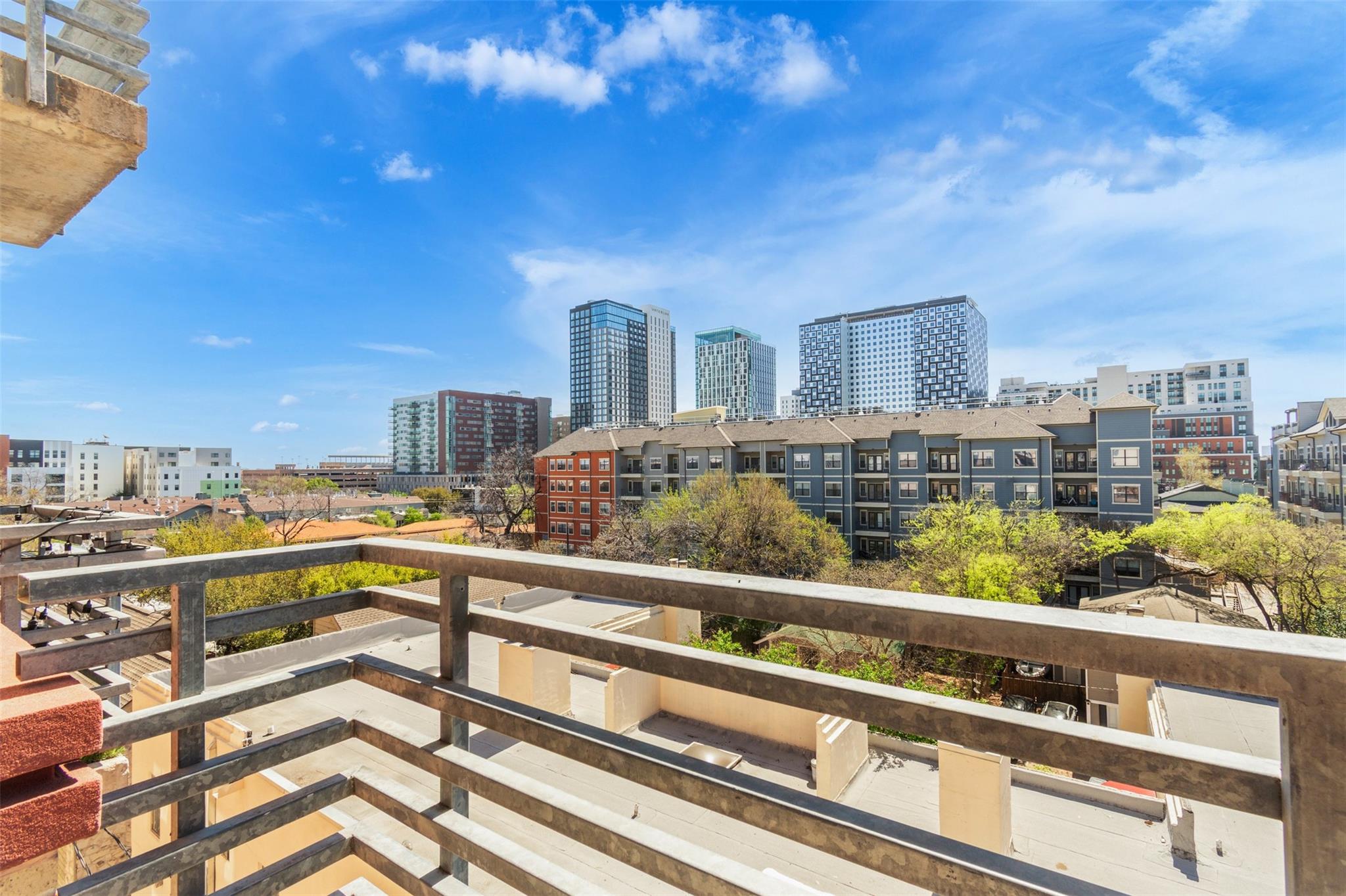 711 W 26th St # 607, Austin, TX 78705