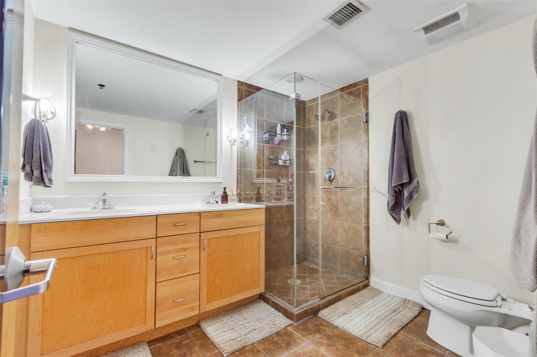 711 W 26th St # 607, Austin, TX 78705