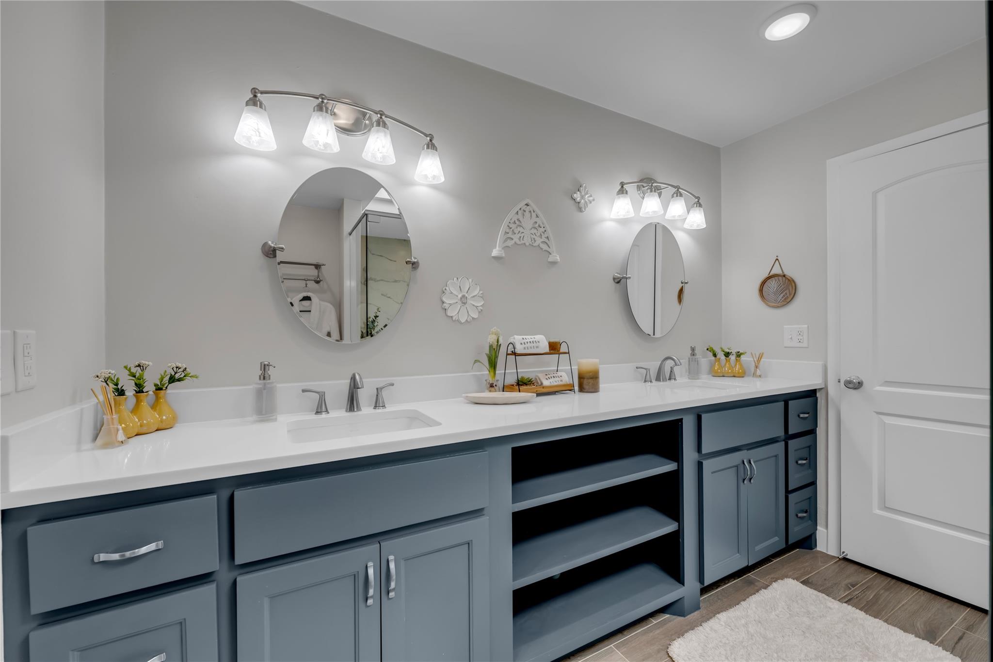 200 Free Rein # 5, Horseshoe Bay, TX 78657