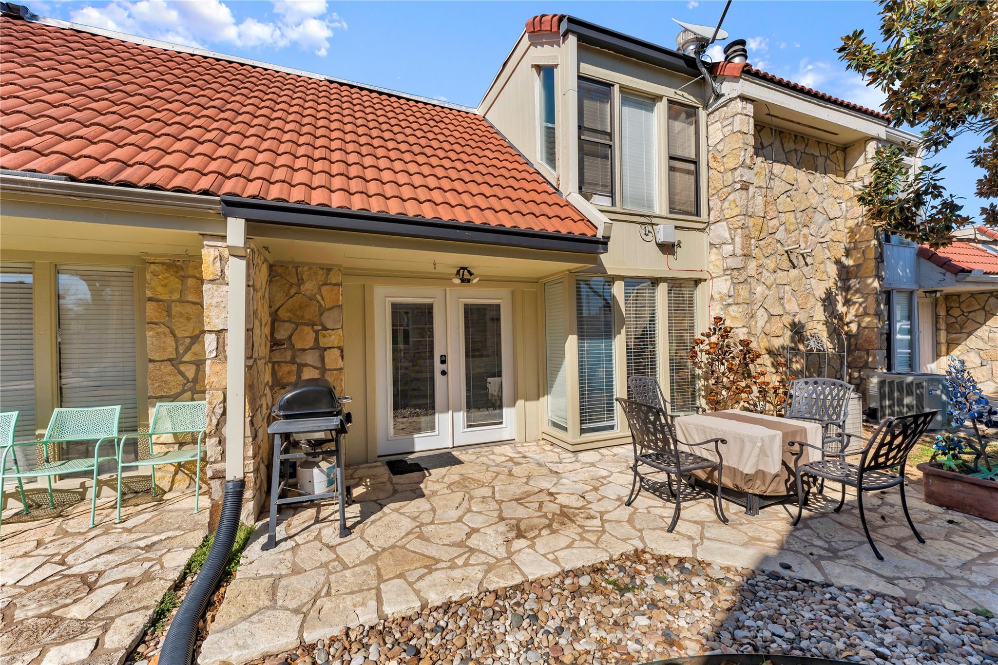 200 Free Rein # 5, Horseshoe Bay, TX 78657