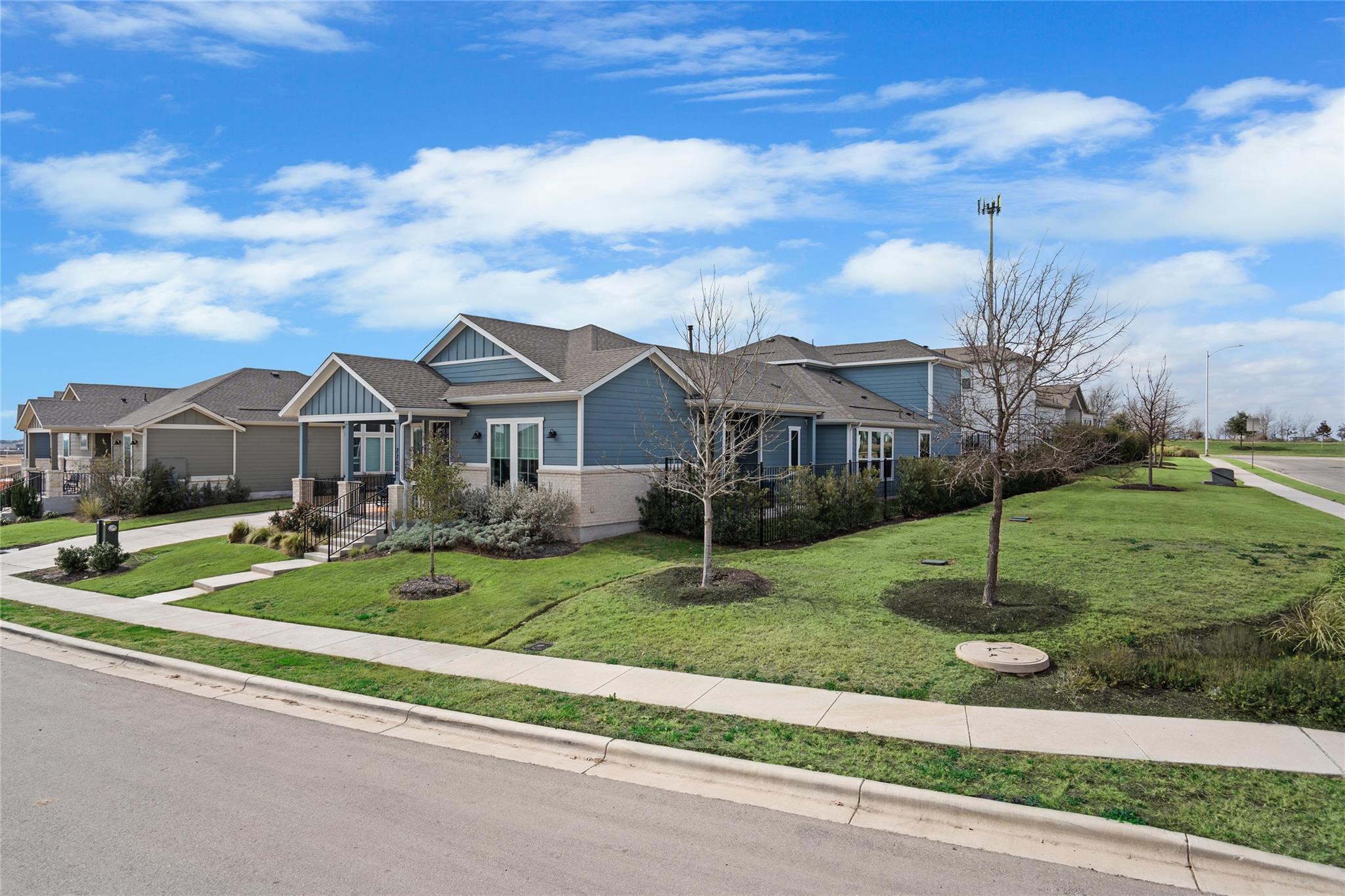 7700 Ella Lee Ln, Austin, TX 78744