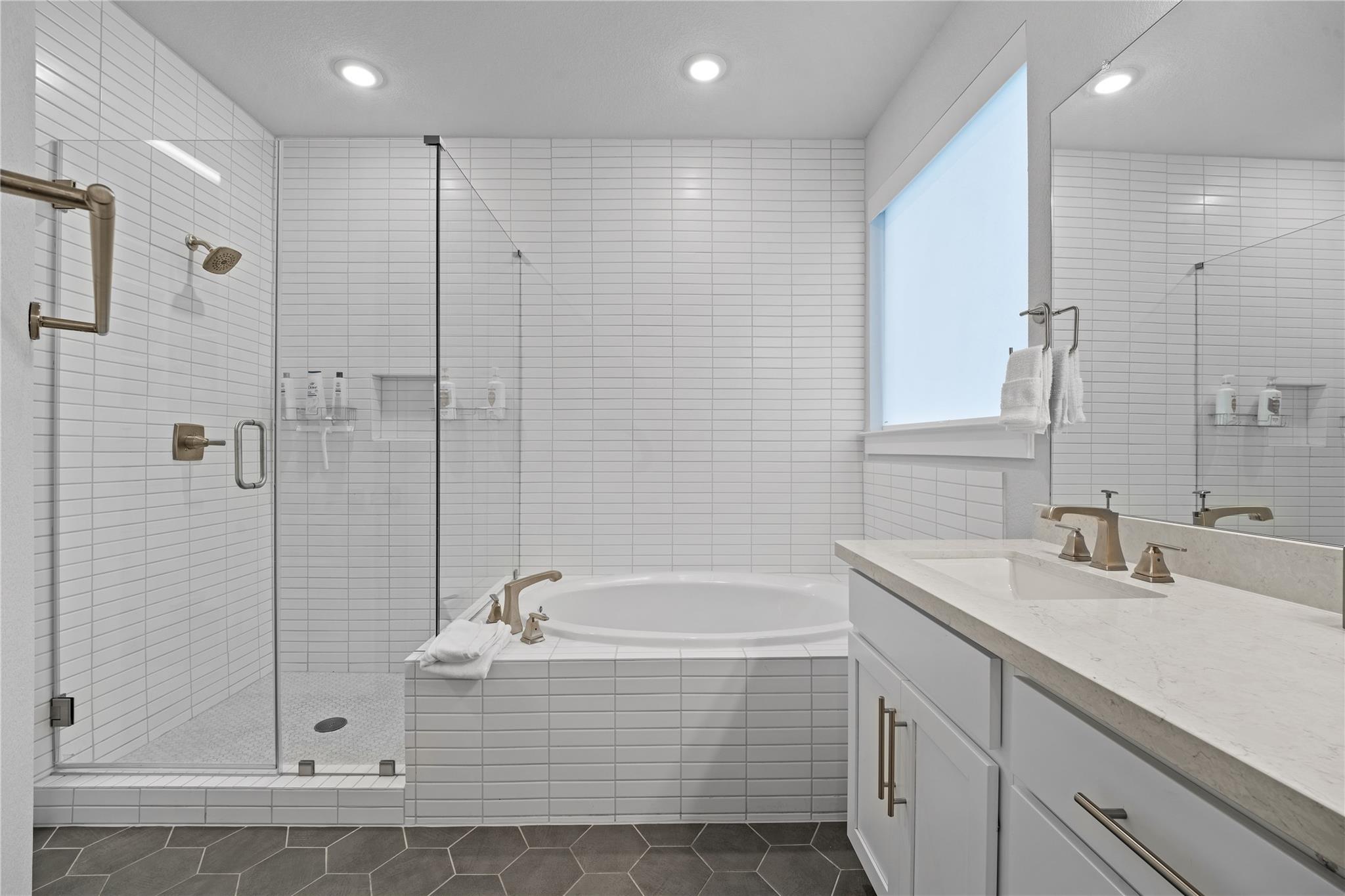 7700 Ella Lee Ln, Austin, TX 78744