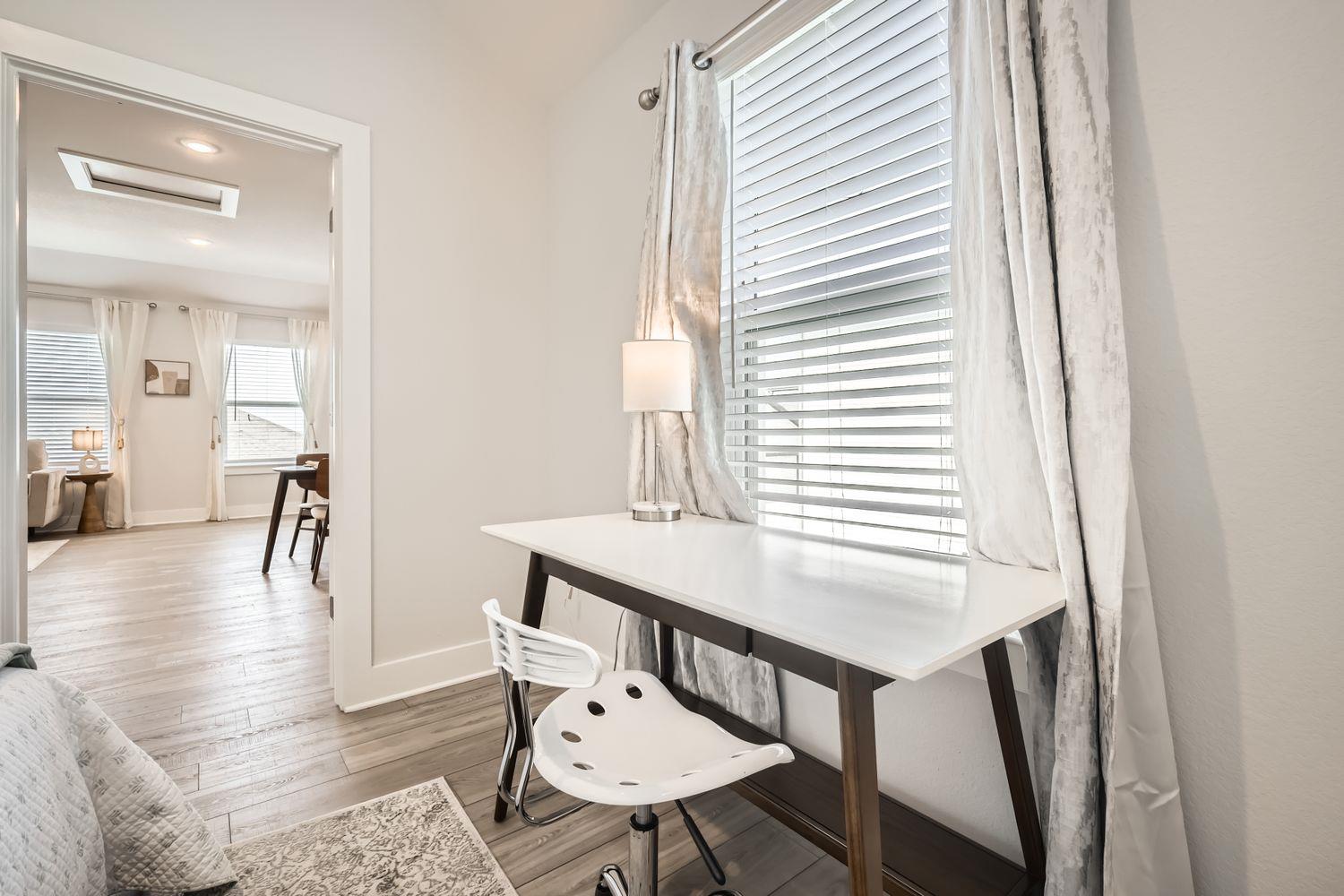 7700 Ella Lee Ln, Austin, TX 78744