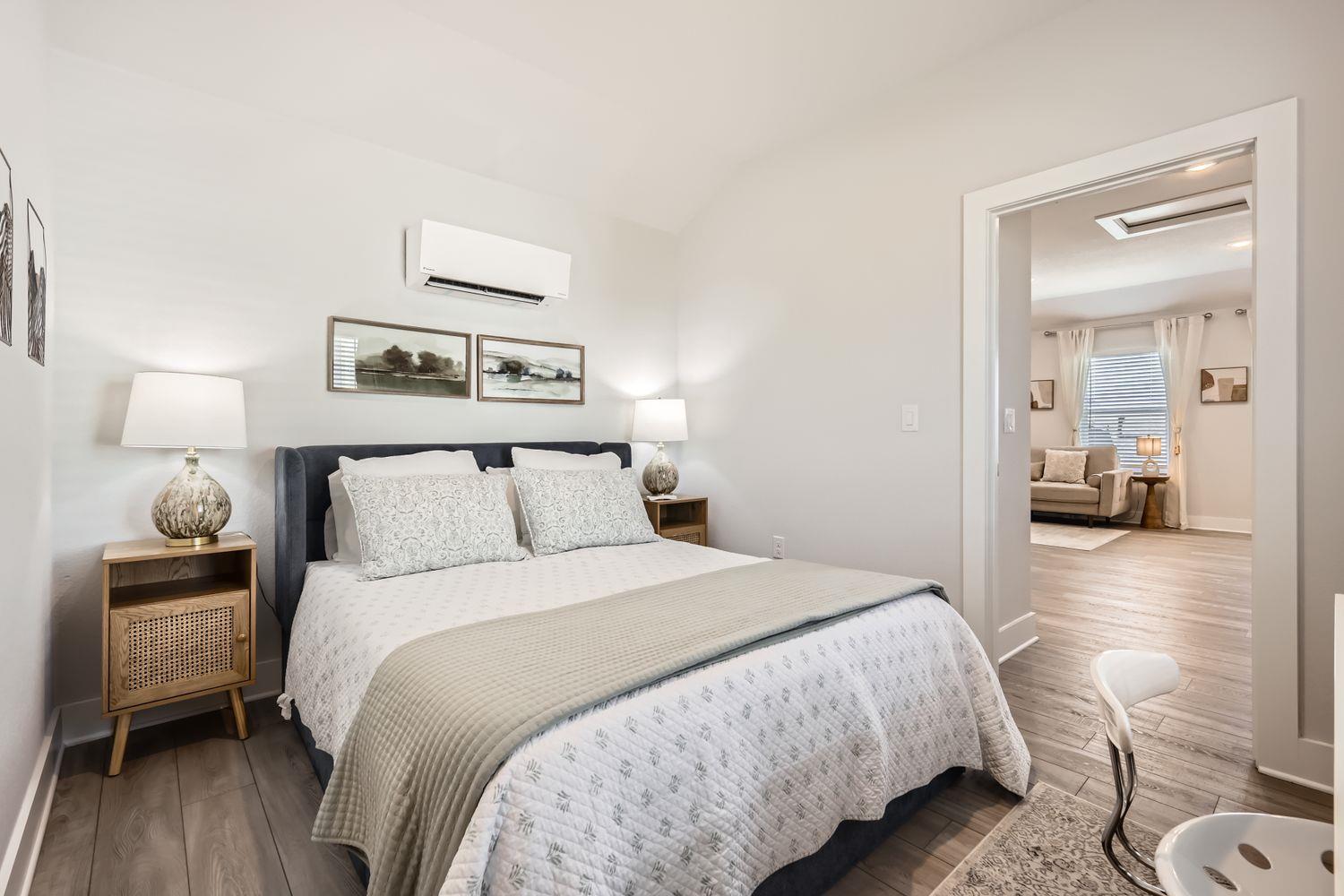 7700 Ella Lee Ln, Austin, TX 78744