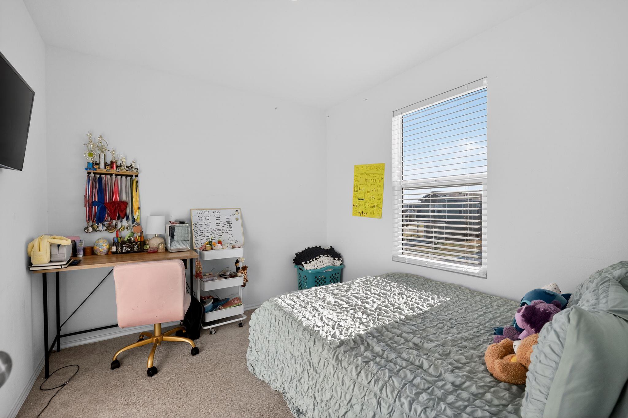 612 Marty Allen Loop, Jarrell, TX 76537