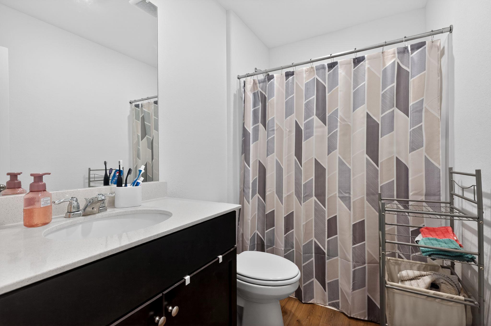 612 Marty Allen Loop, Jarrell, TX 76537