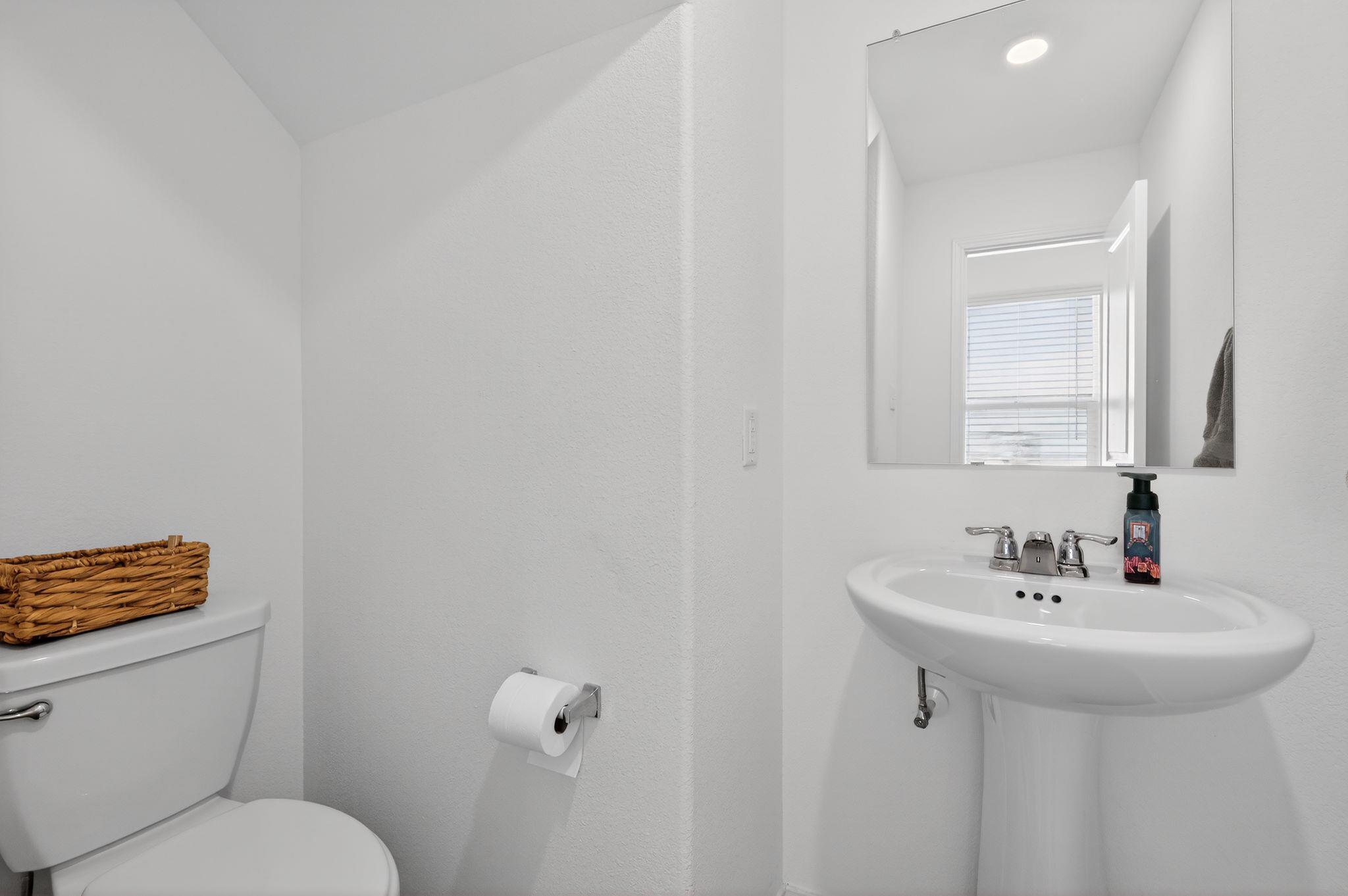 612 Marty Allen Loop, Jarrell, TX 76537