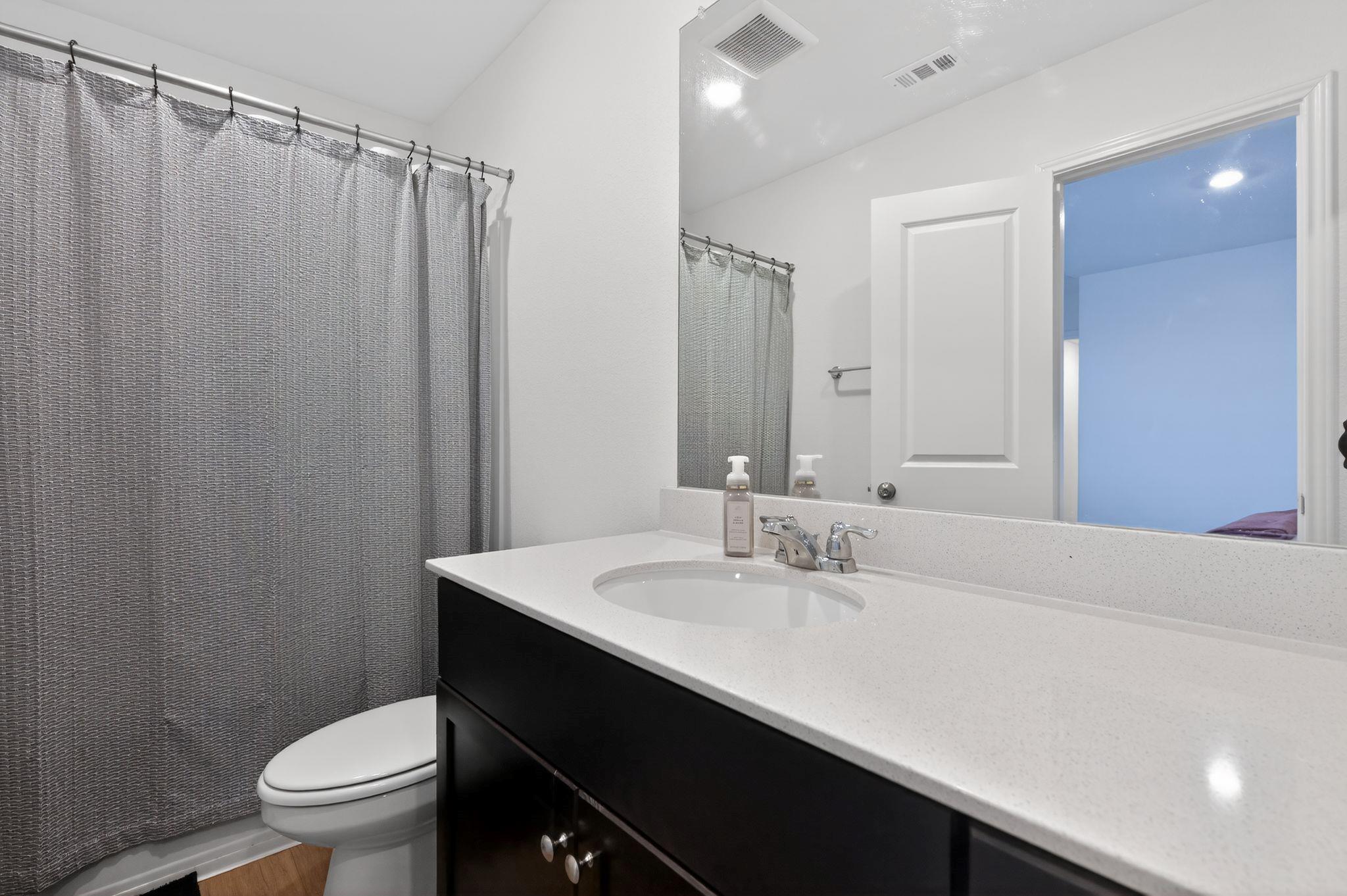 612 Marty Allen Loop, Jarrell, TX 76537