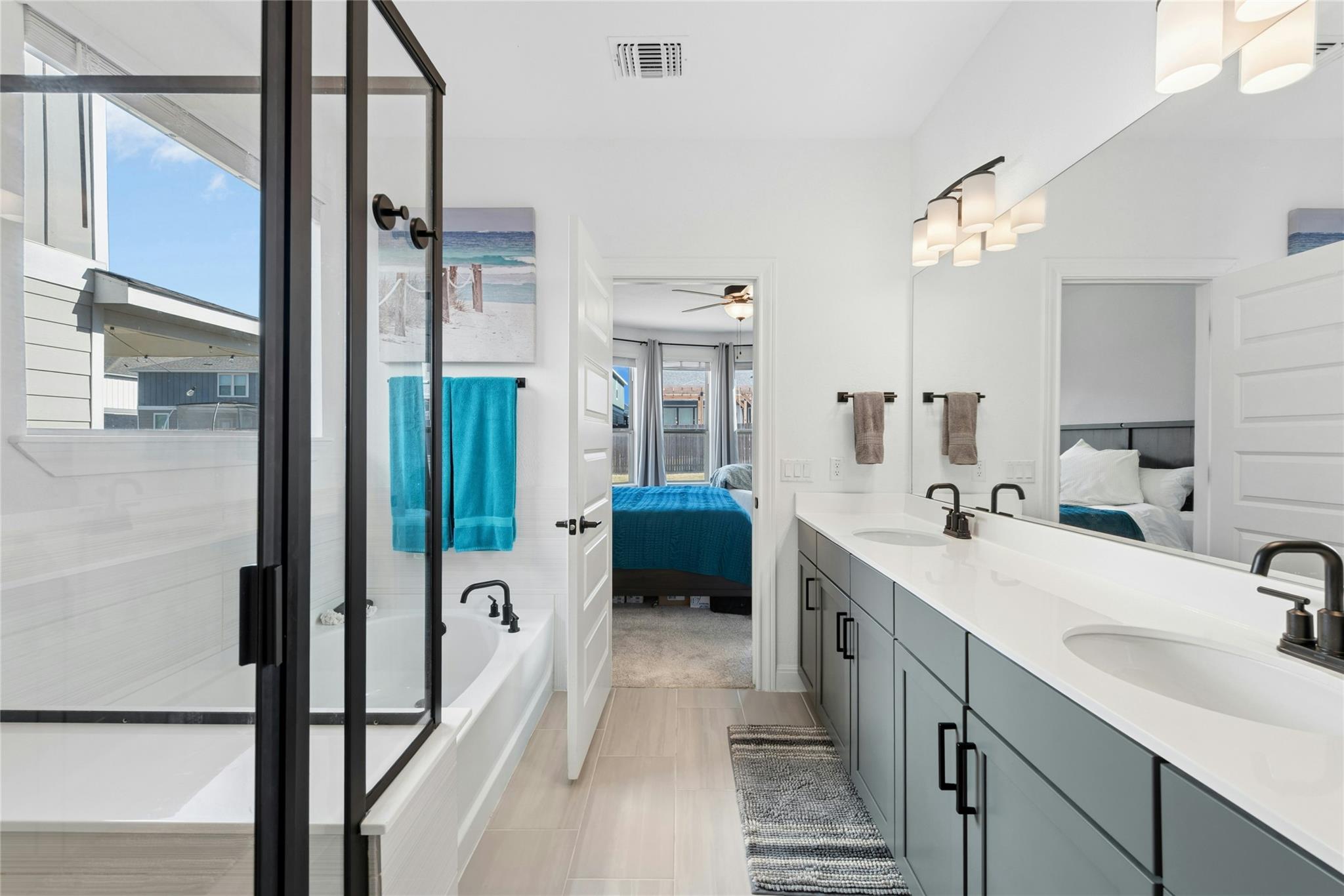 136 Banyon Dr, Liberty Hill, TX 78642