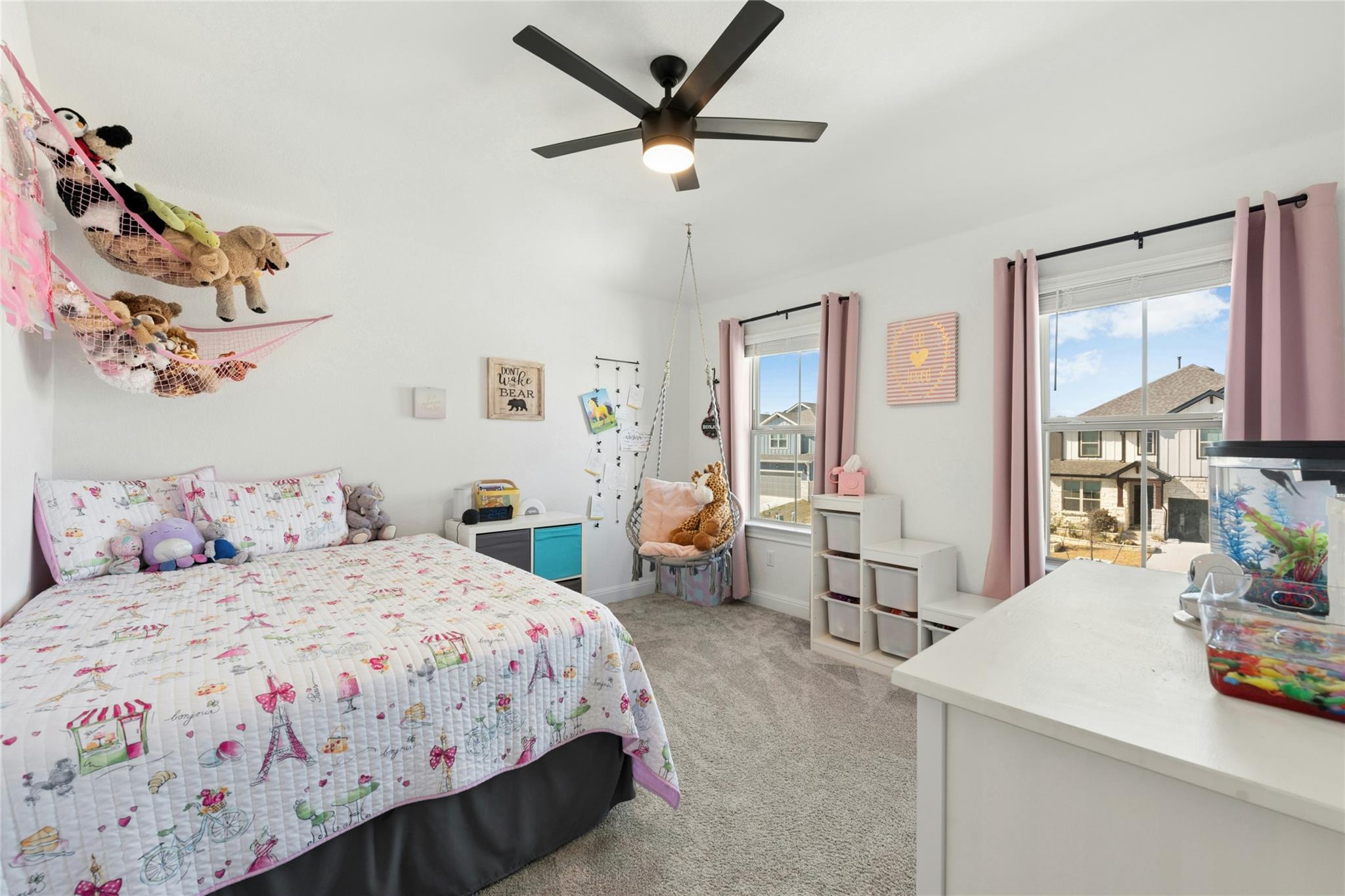 136 Banyon Dr, Liberty Hill, TX 78642