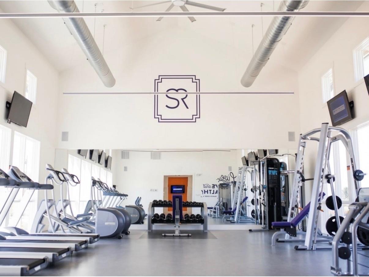 136 Banyon Dr, Liberty Hill, TX 78642