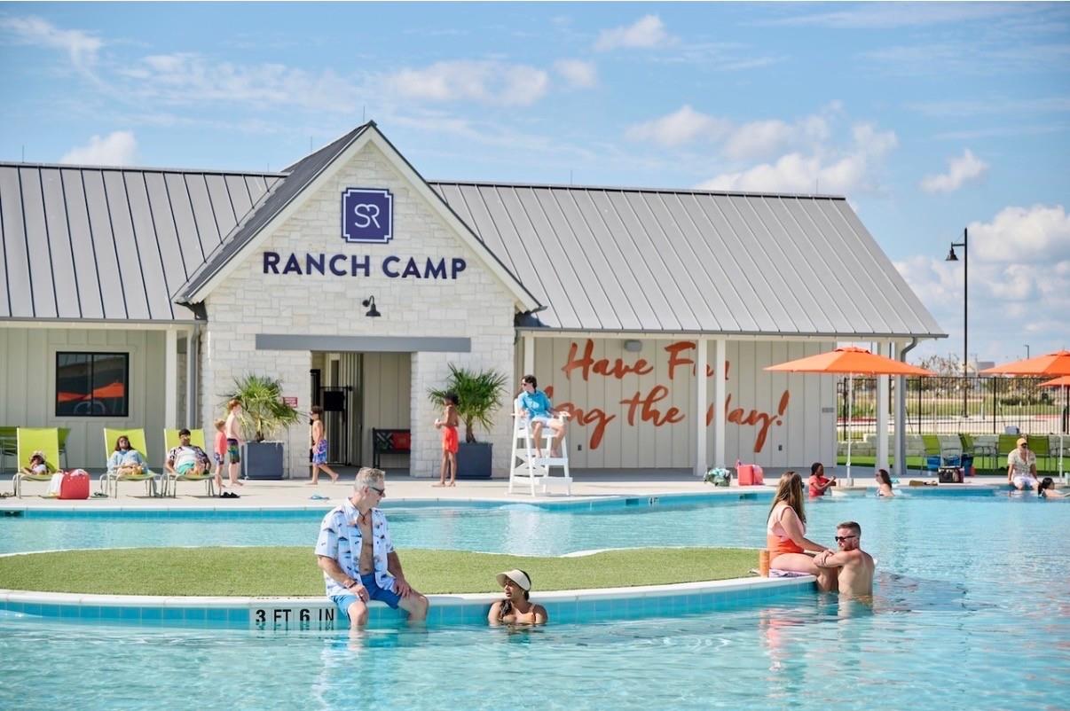 136 Banyon Dr, Liberty Hill, TX 78642