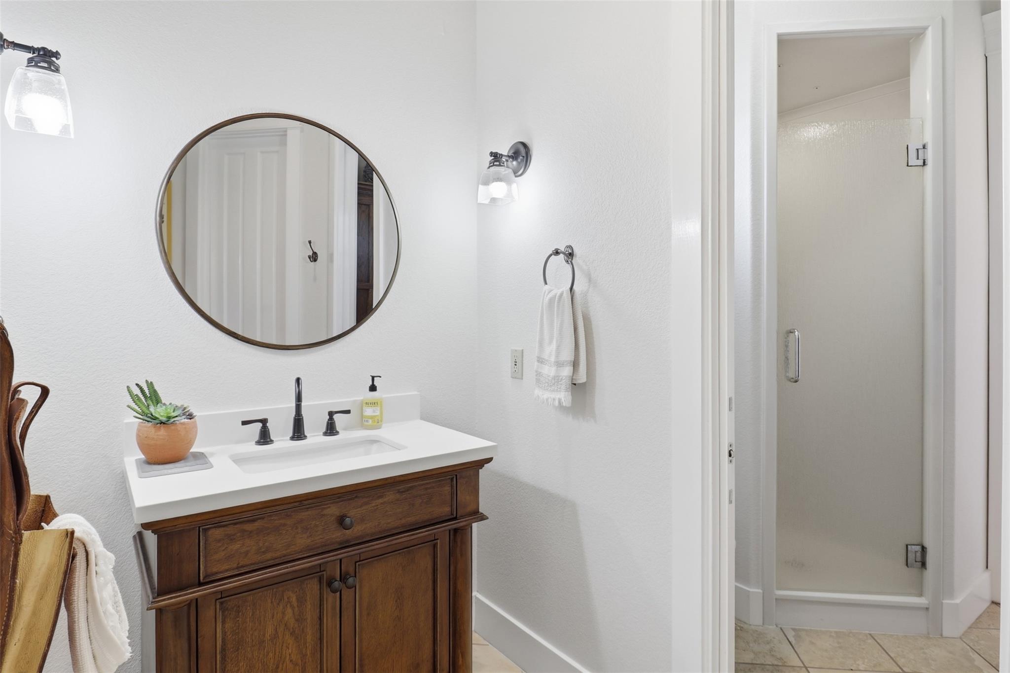 1220 CR 137, Burnet, TX 78611