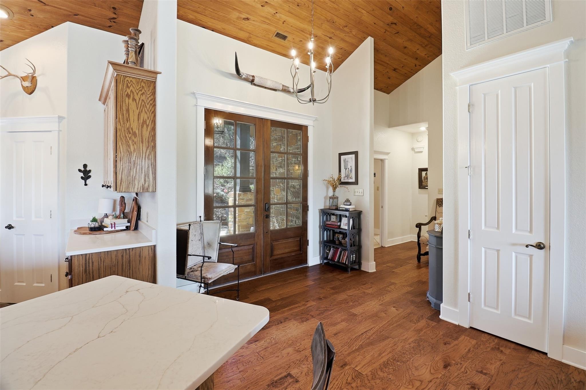 1220 CR 137, Burnet, TX 78611