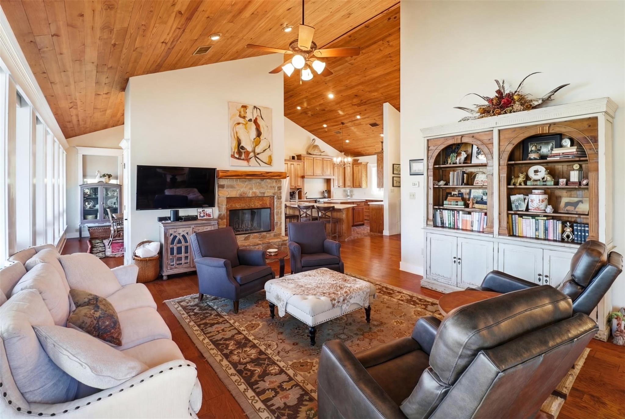 1220 CR 137, Burnet, TX 78611