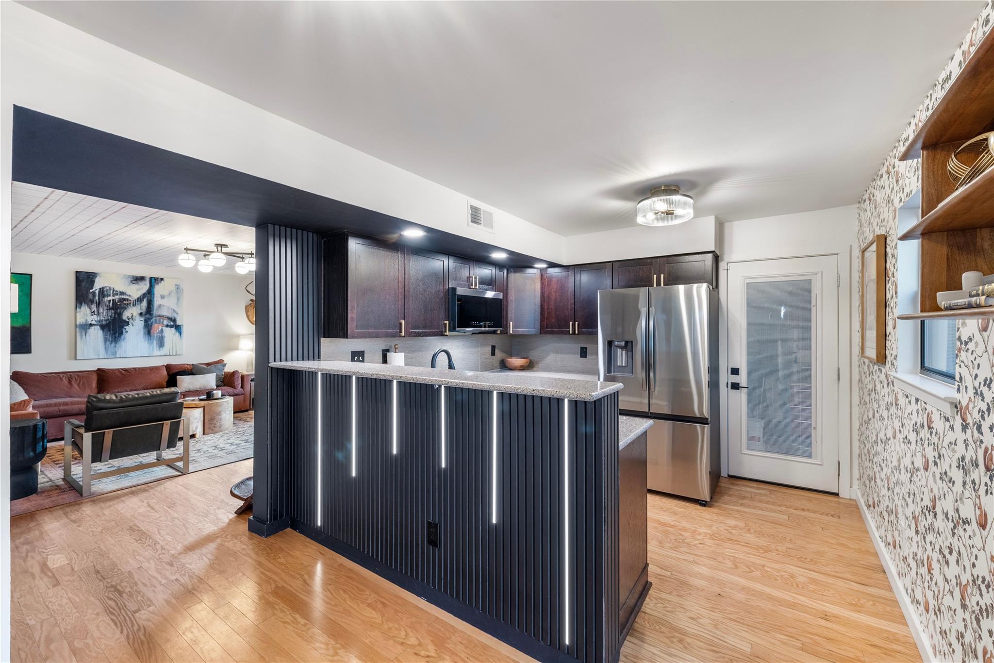 1106 Mission Ridge Blvd # B, Austin, TX 78704