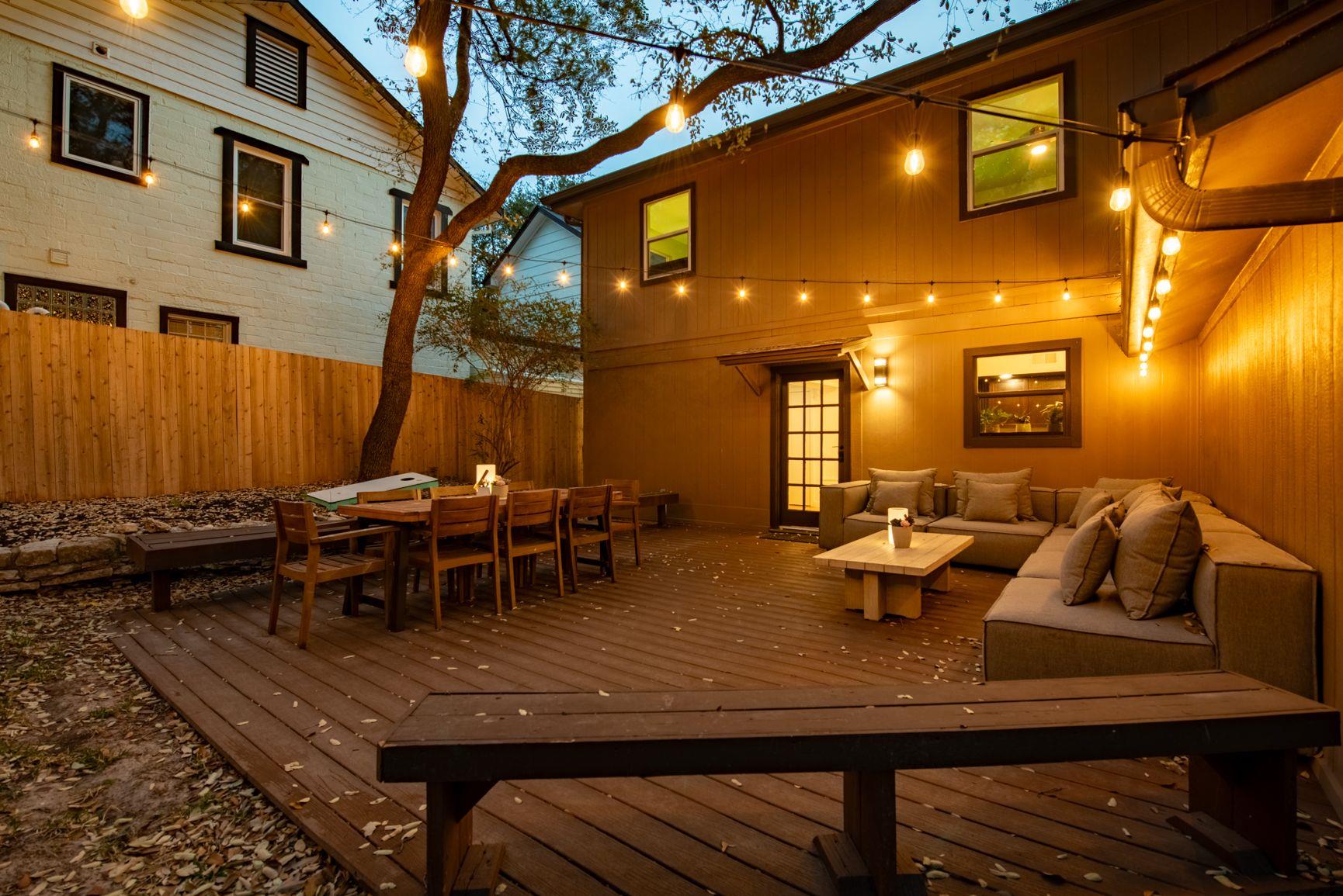 1106 Mission Ridge Blvd # B, Austin, TX 78704