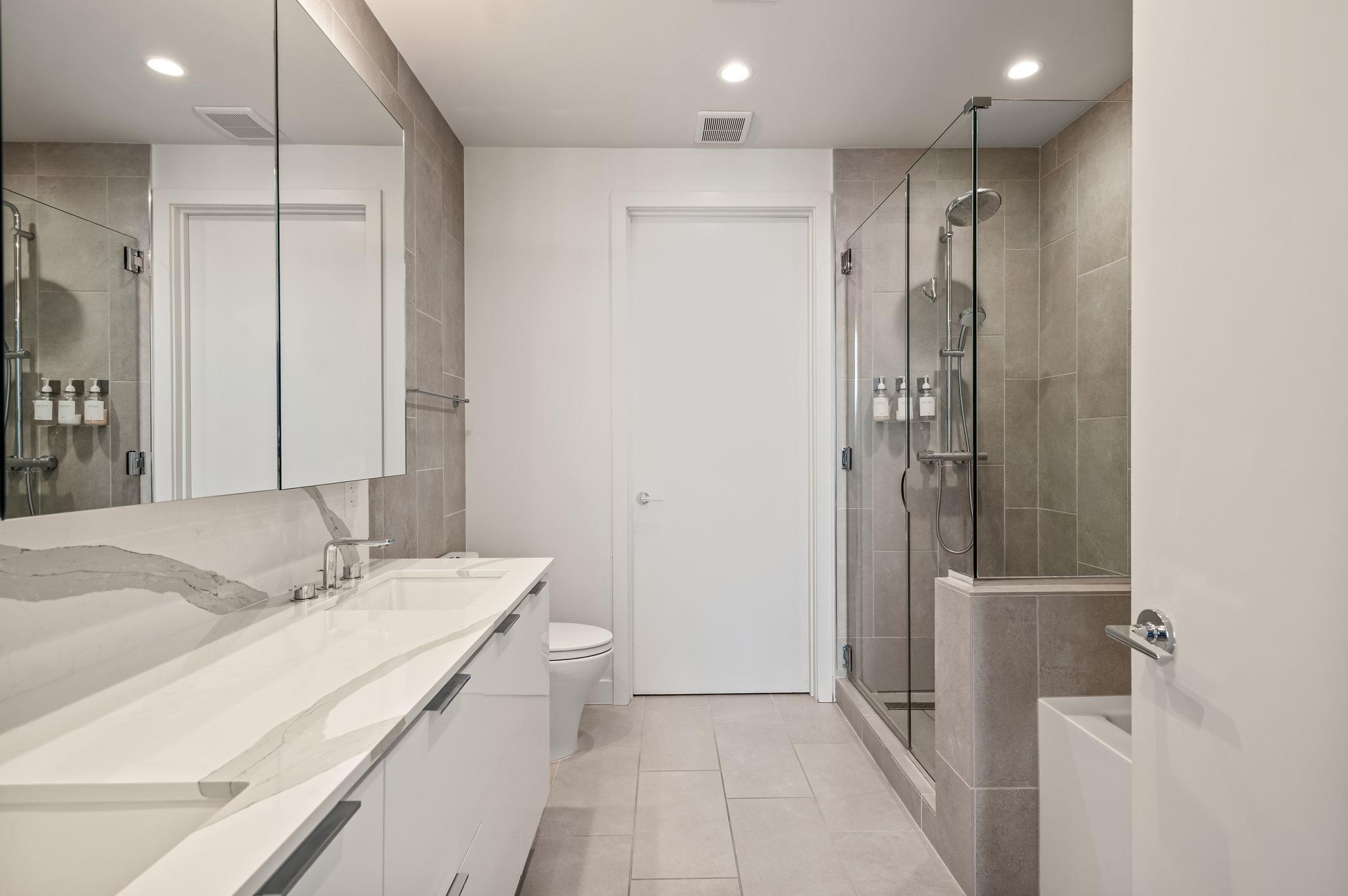 44 East Ave # 4104, Austin, TX 78701