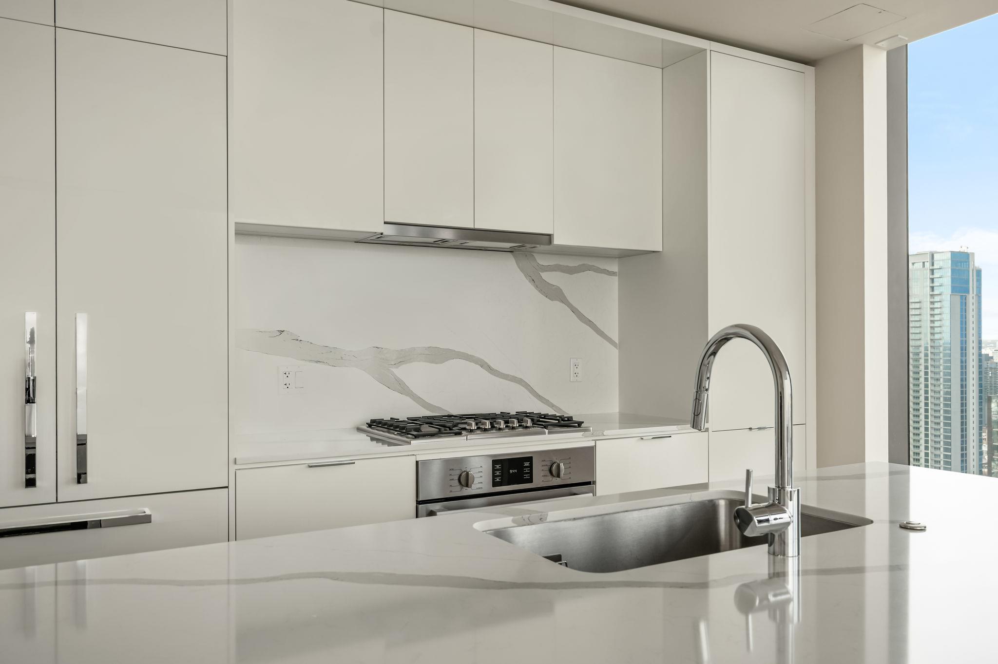 44 East Ave # 4104, Austin, TX 78701