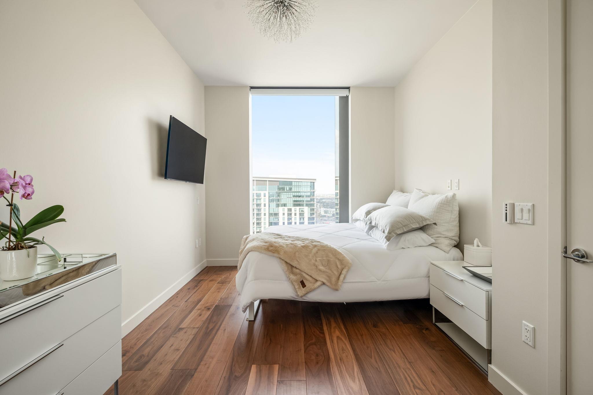 44 East Ave # 4104, Austin, TX 78701