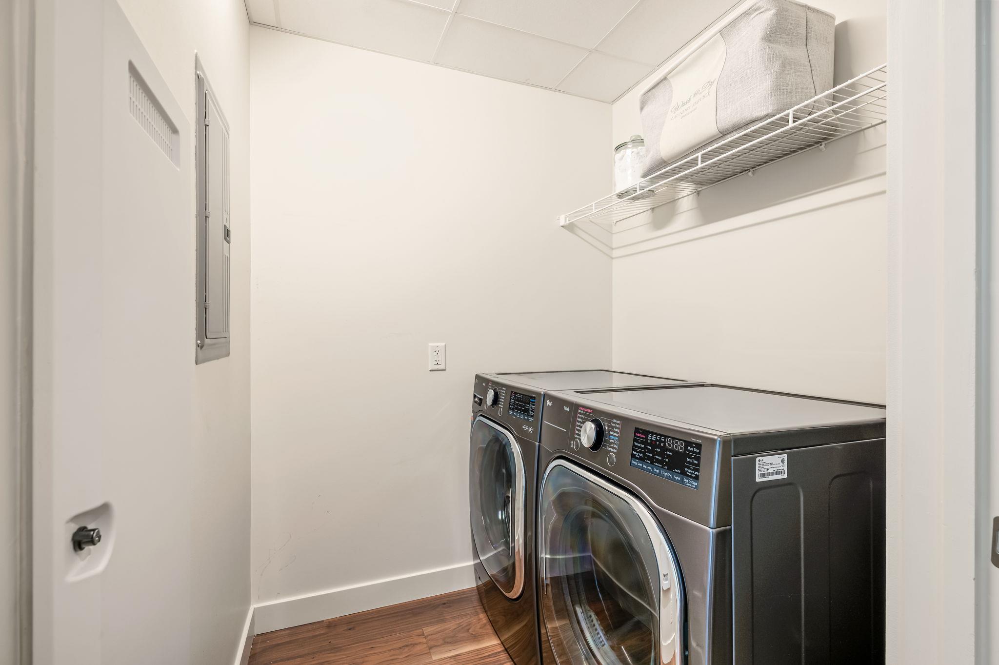 44 East Ave # 4104, Austin, TX 78701