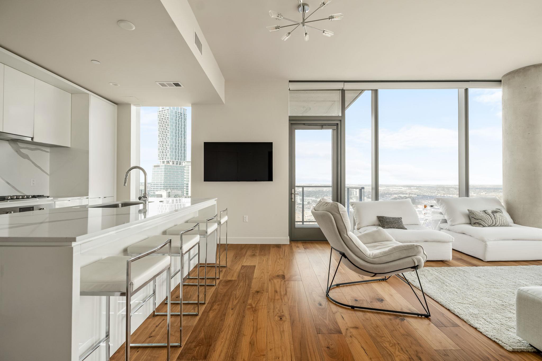 44 East Ave # 4104, Austin, TX 78701