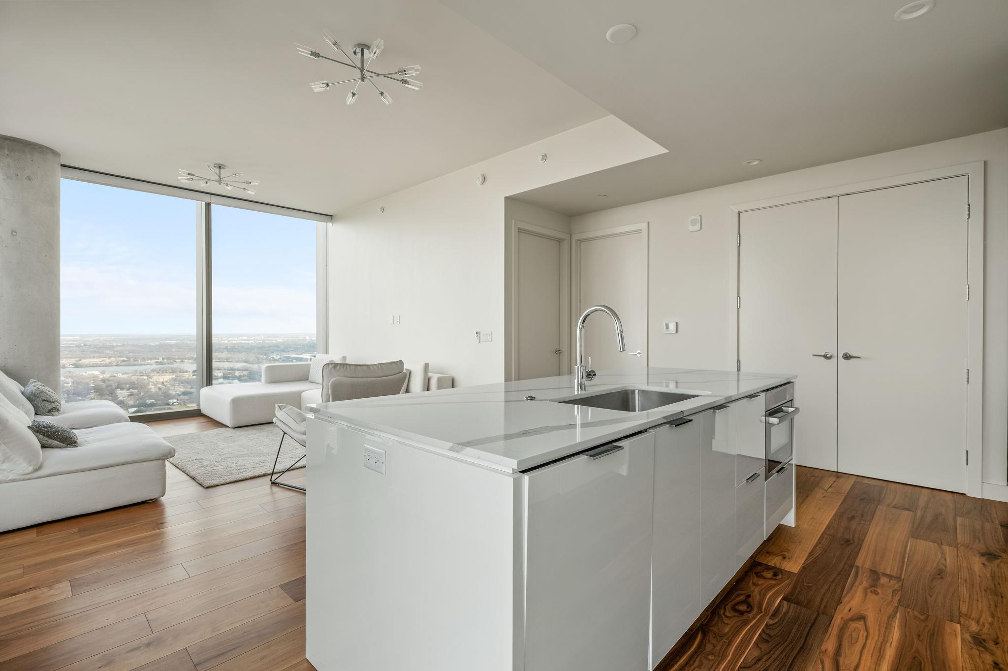 44 East Ave # 4104, Austin, TX 78701