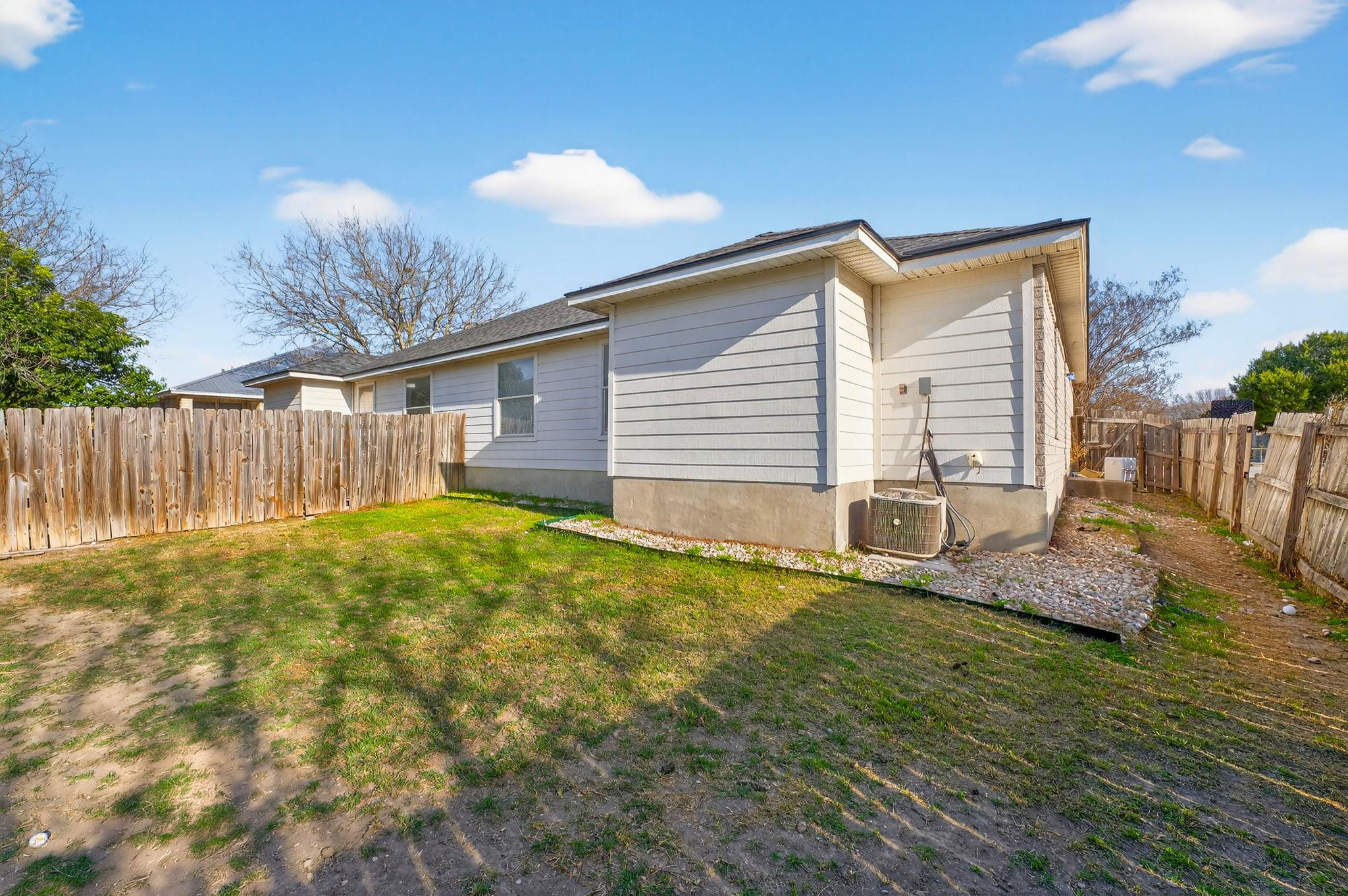 3036 & 3038 Pine Valley Dr, New Braunfels, TX 78130