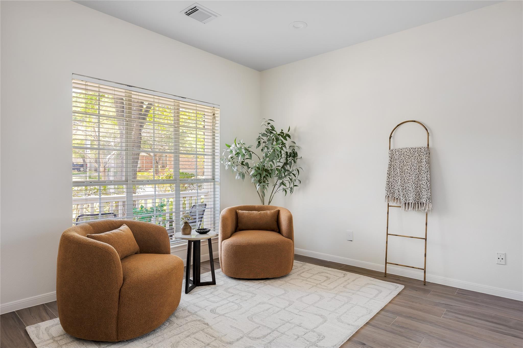 5508 Sunny Vista Dr, Austin, TX 78749