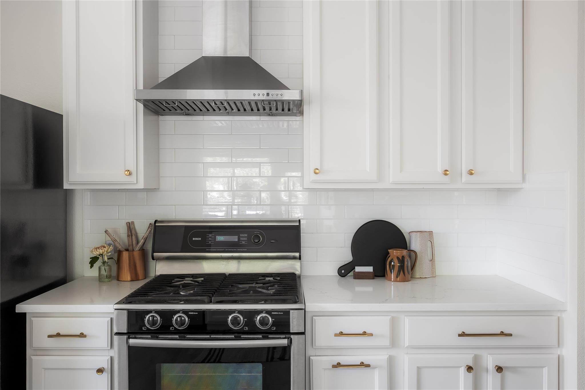 5508 Sunny Vista Dr, Austin, TX 78749