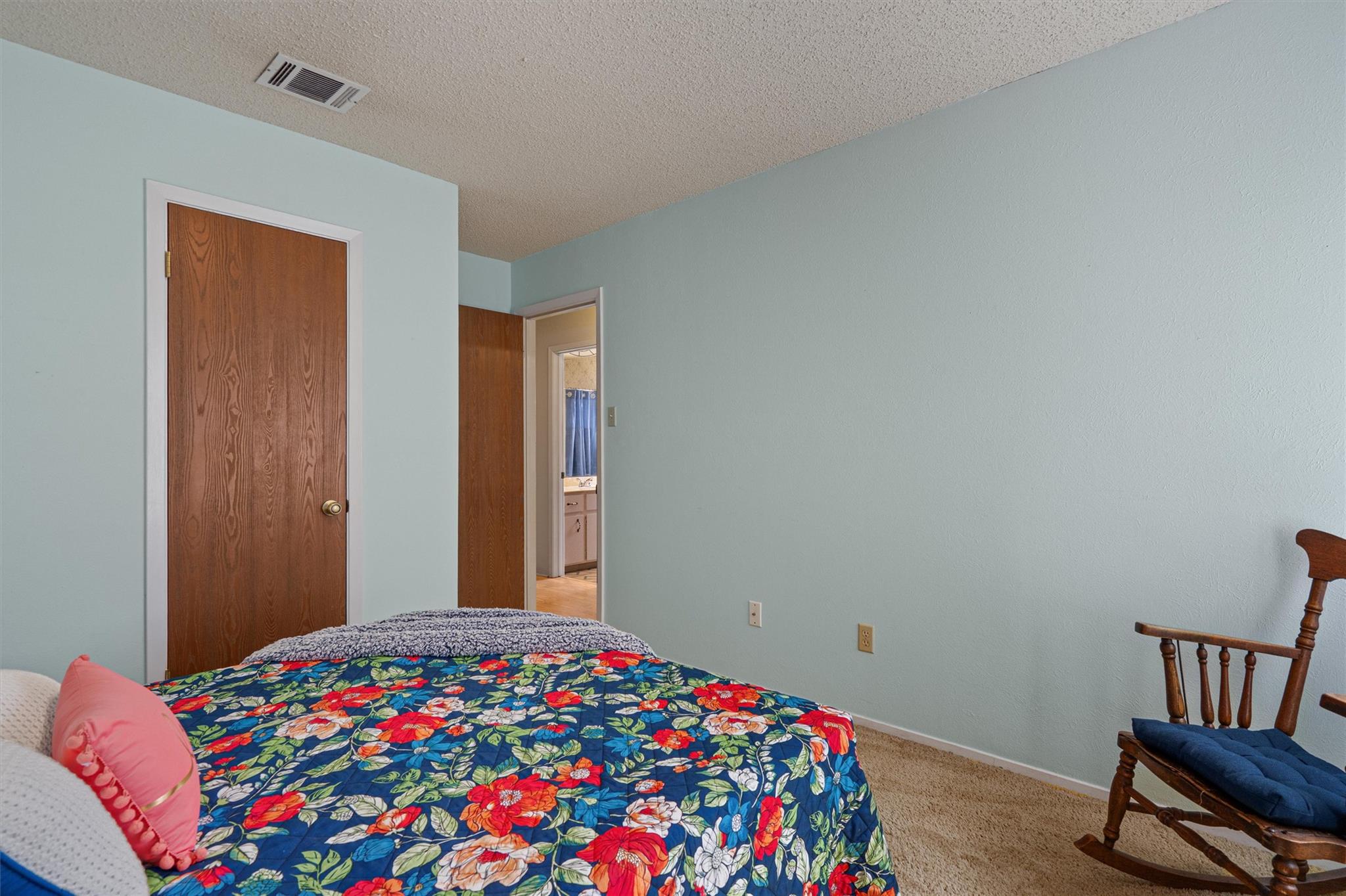 2624 Oak Meadow Dr, Round Rock, TX 78681