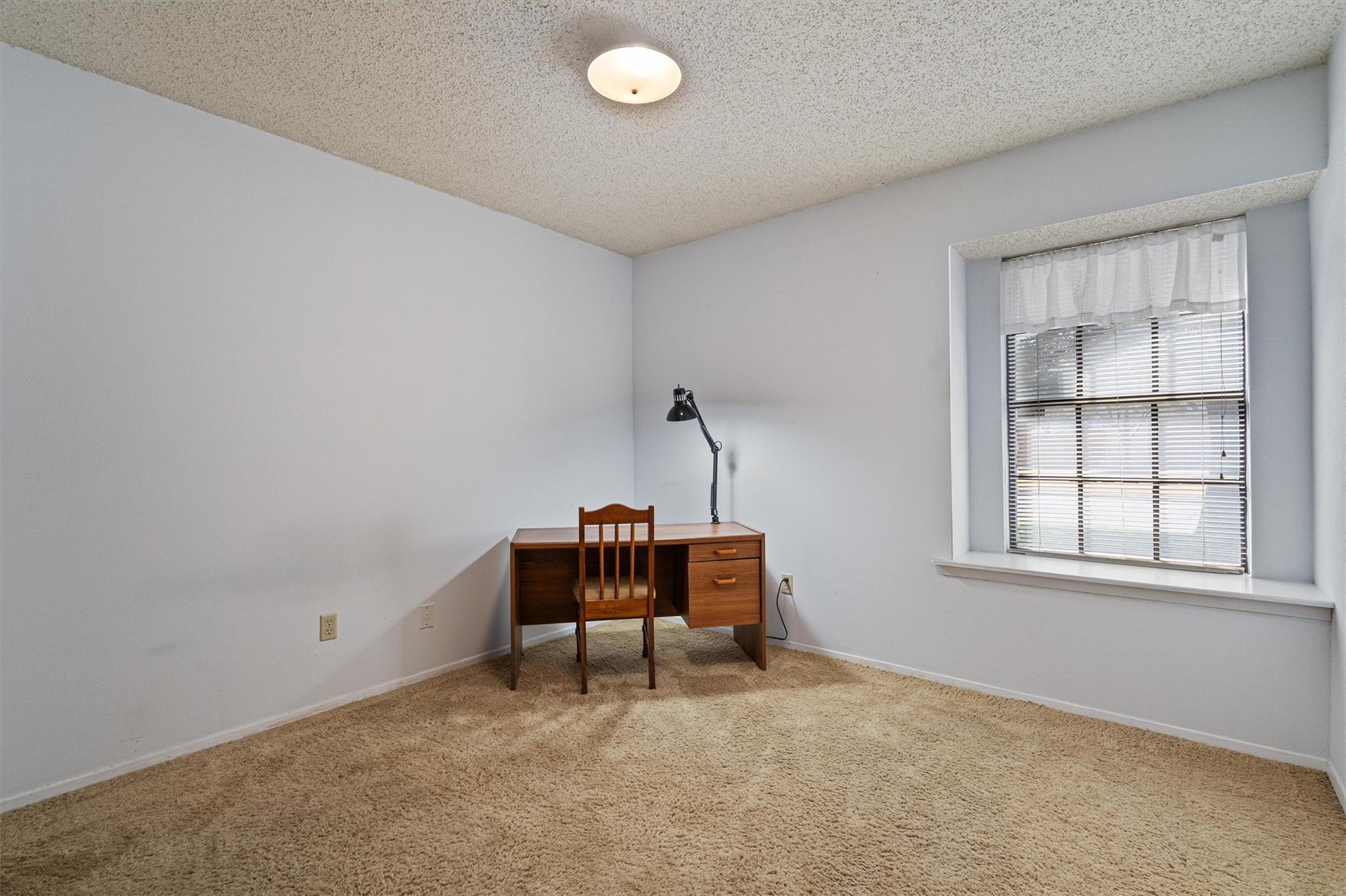 2624 Oak Meadow Dr, Round Rock, TX 78681