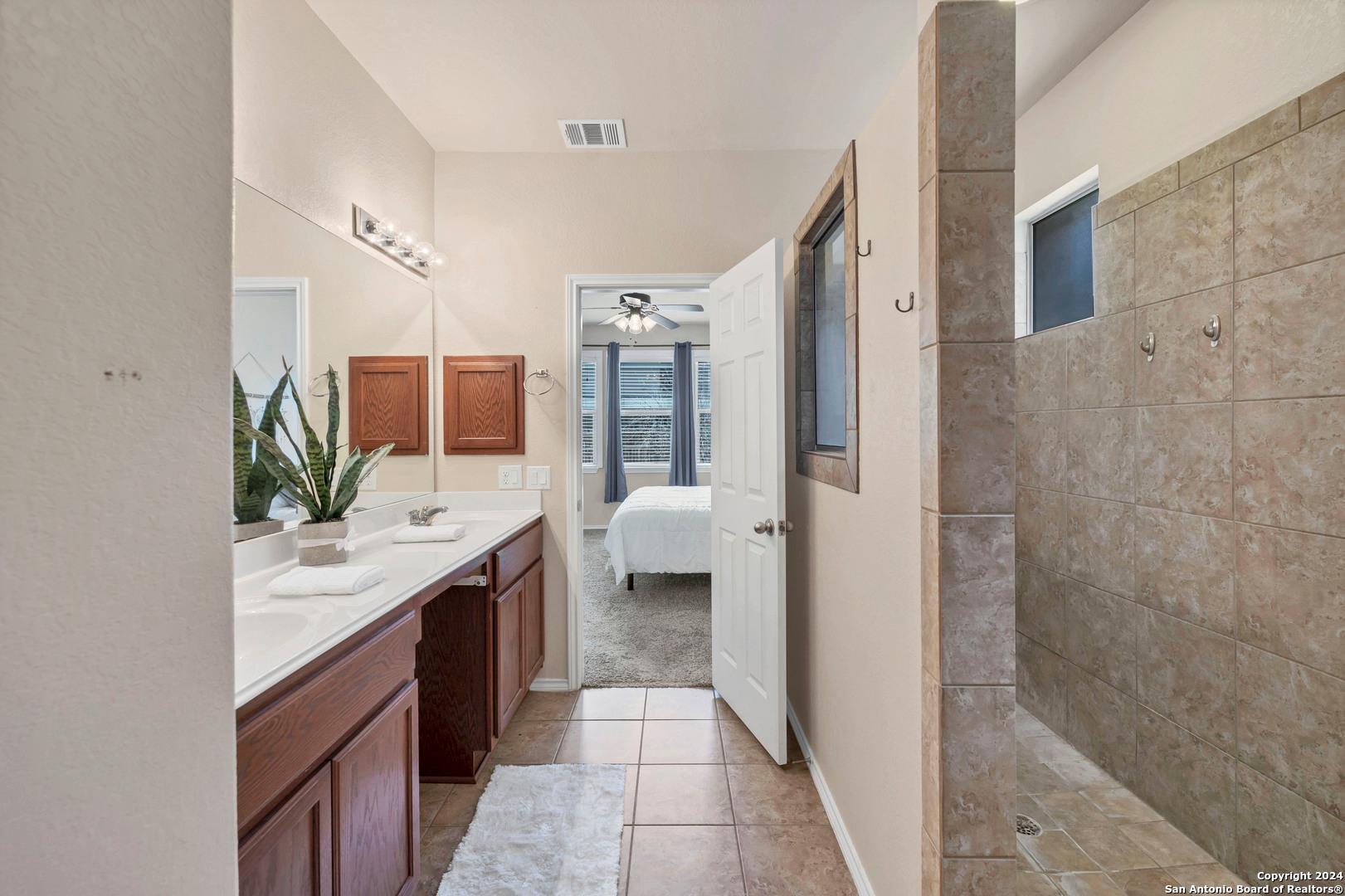 2063 Western Pecan, New Braunfels, TX 78130