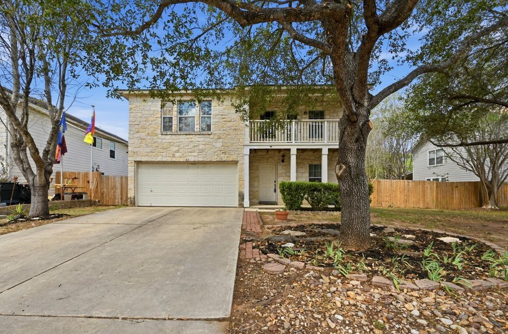 83 Elm Hill Ct, San Marcos, TX 78666